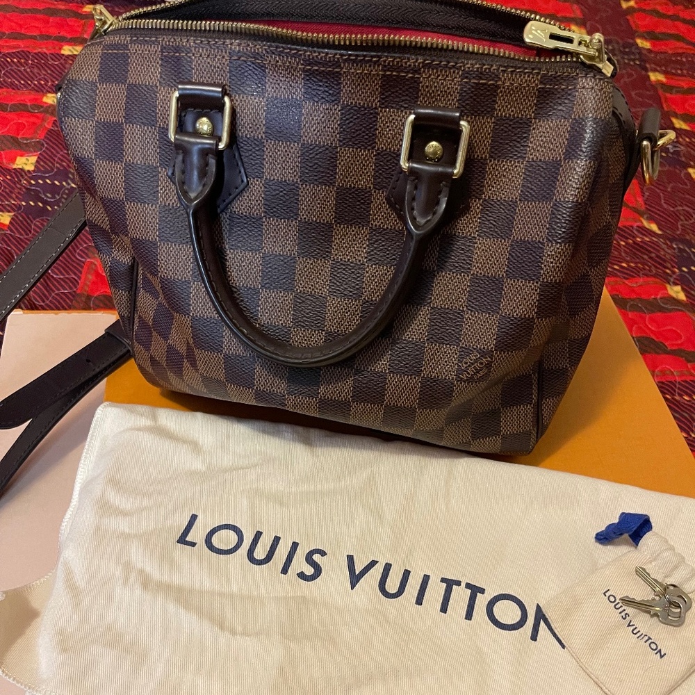 Louis Vuitton speedy